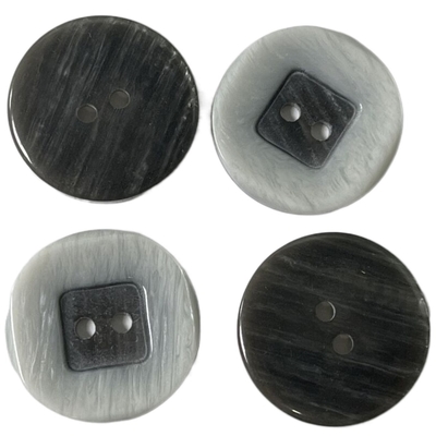 Свитер куртки пальто 2 слоя кнопки 44L 2-Holes полиэстера